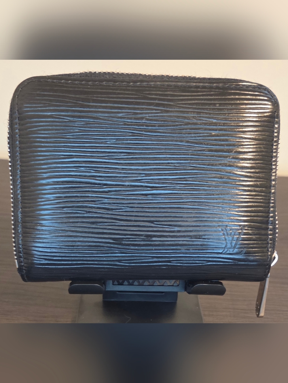 Louis Vuitton Black Epi Zippy Wallet – Authentic – Project Luxury Zipper Repair